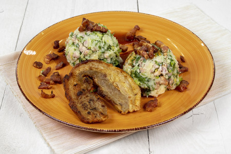 Andijviestamppot met gehaktbal en jus